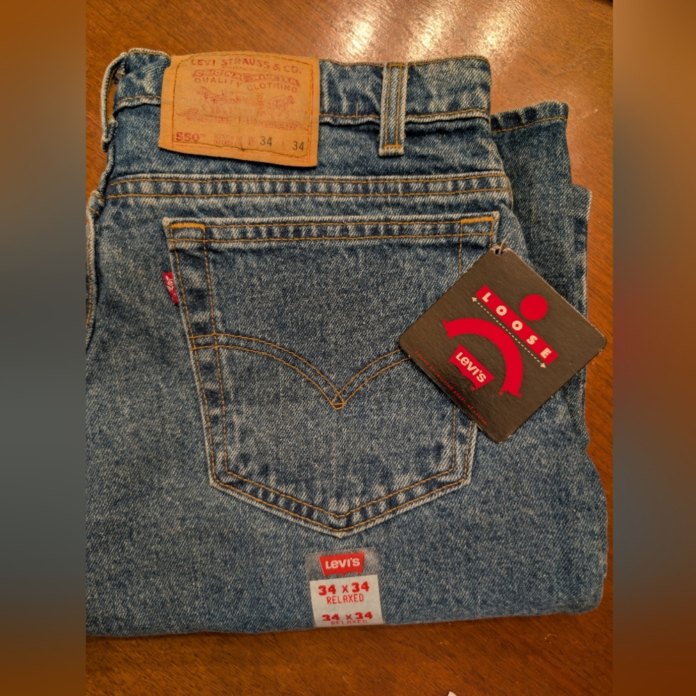 Men's Levi jeans Vintage 1996 505 Loose with tags W34 L34